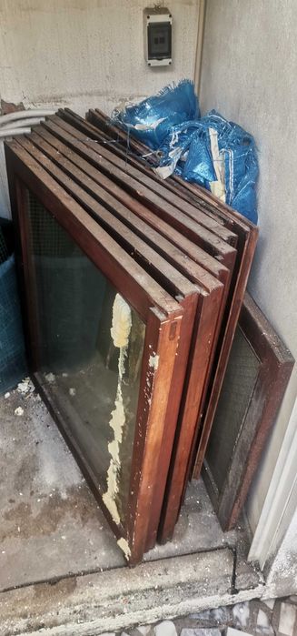 ATÉ 3 DE DEZEMBRO Portas, Janelas, Móveis, Sanefas, madeiras Cumaru