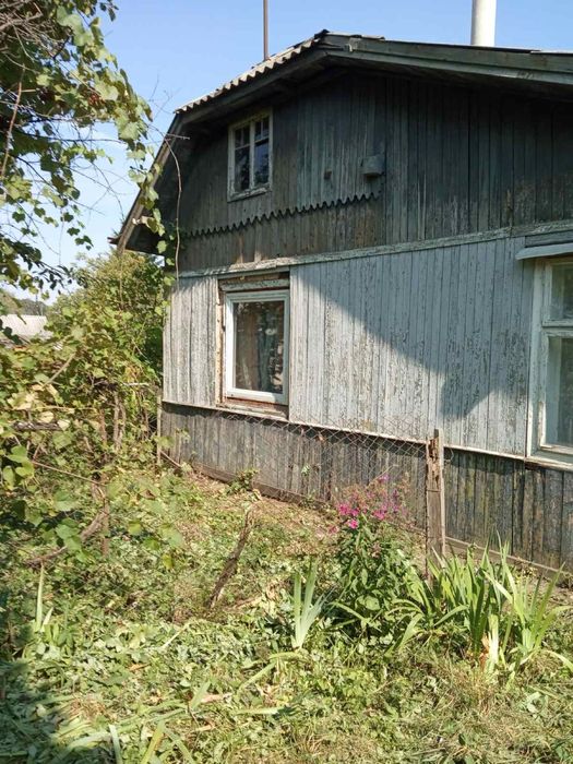 Продам будинок біля Івано-Франківськ в смт Отинія