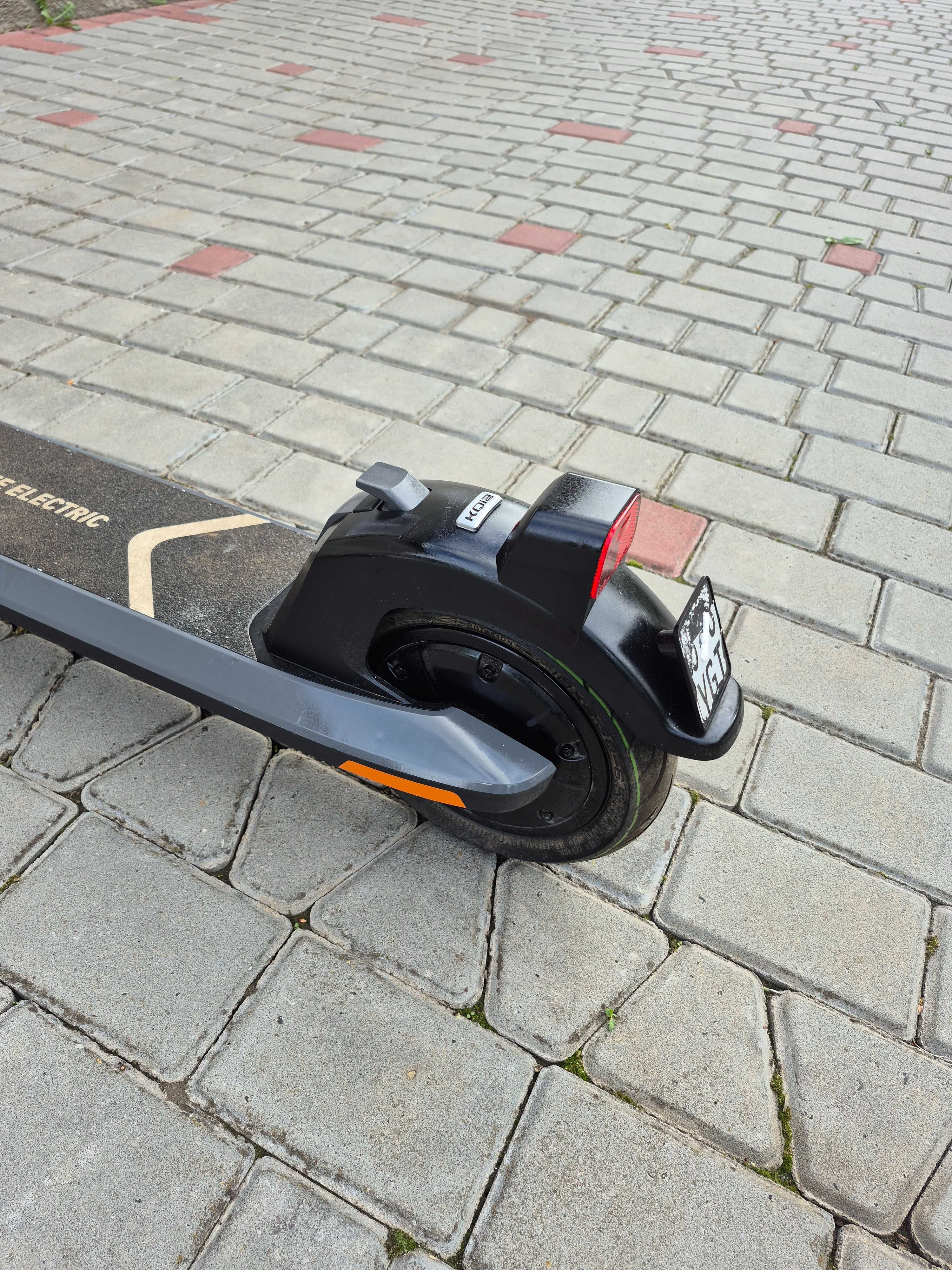 електросамокат NIU KQi2 Pro