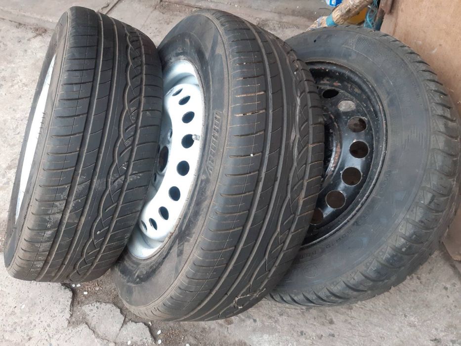 Гума 205/65R15 диски фольцваген