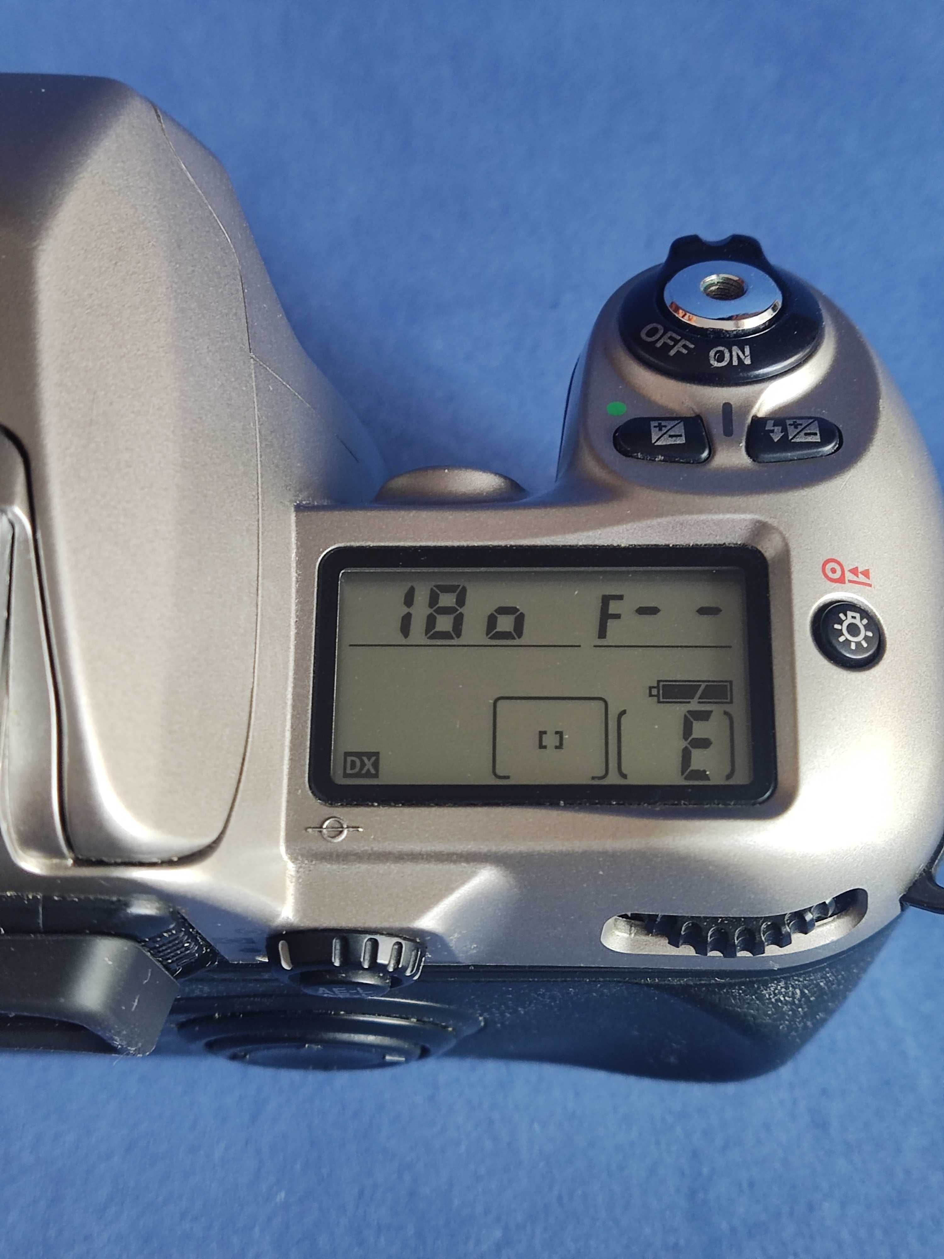 Nikon F80 - Câmera Analógica