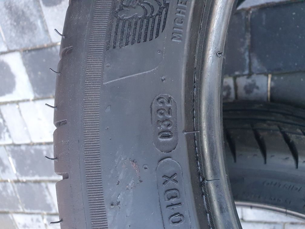 Шини Michelin 235 45 r19