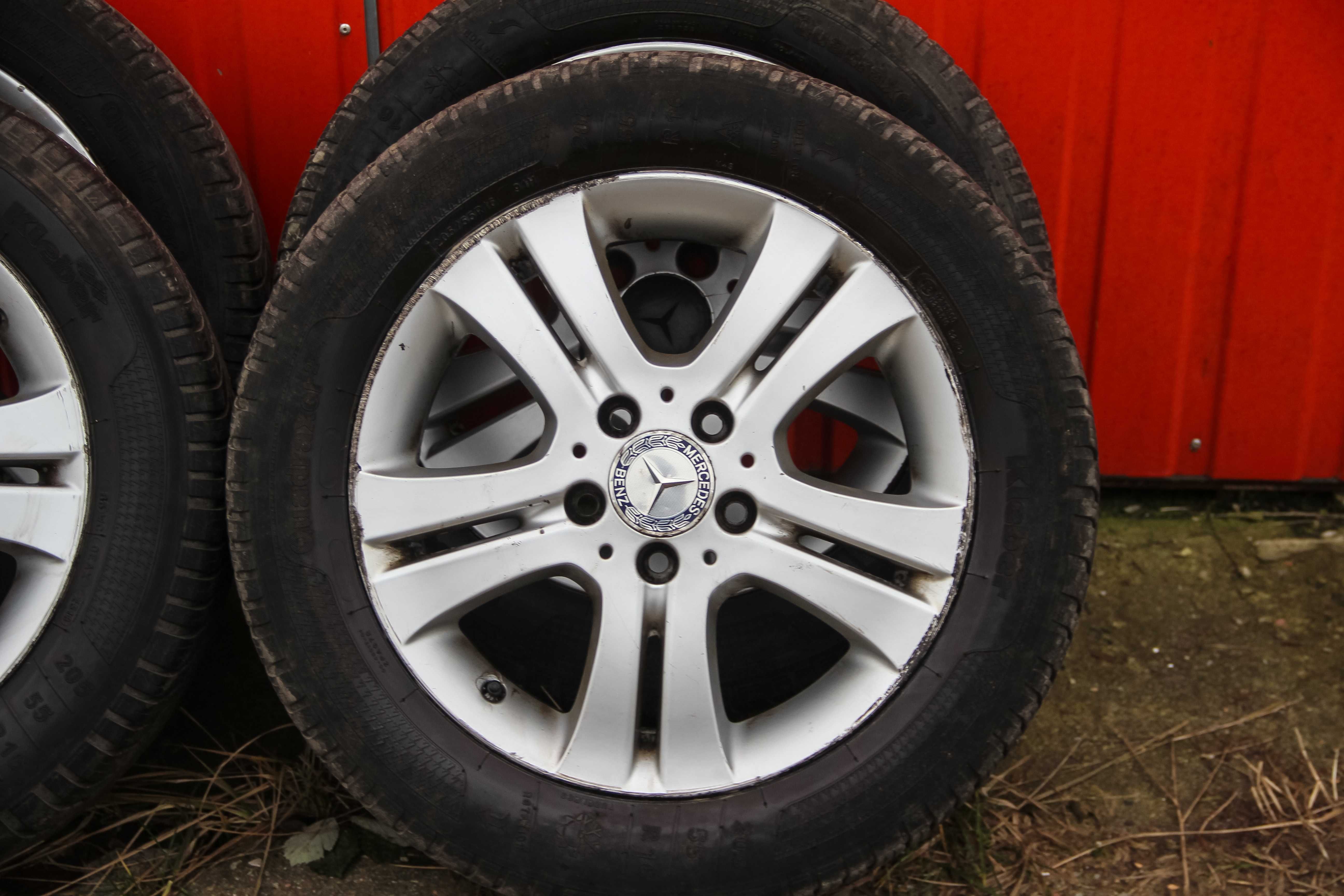 Koła aluminiowe felgi Mercedes 16" 205/55 opony całoroczne Kleber