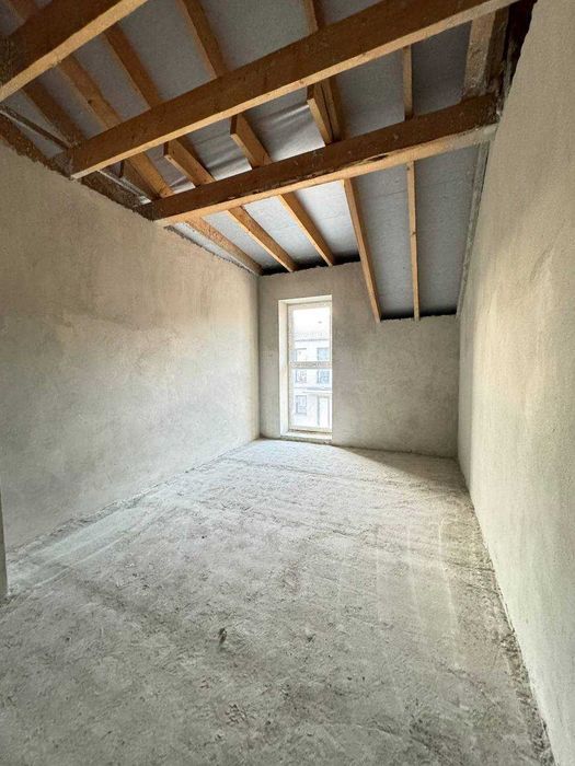 Продається Крайній будинок/таунхаус площею 125 м2 готовий до ремонту!!