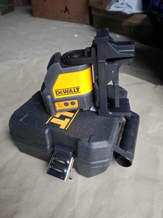 Laser krzyżowy Dewalt