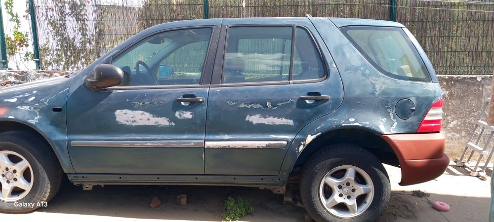 Carro Mercedes ml 230