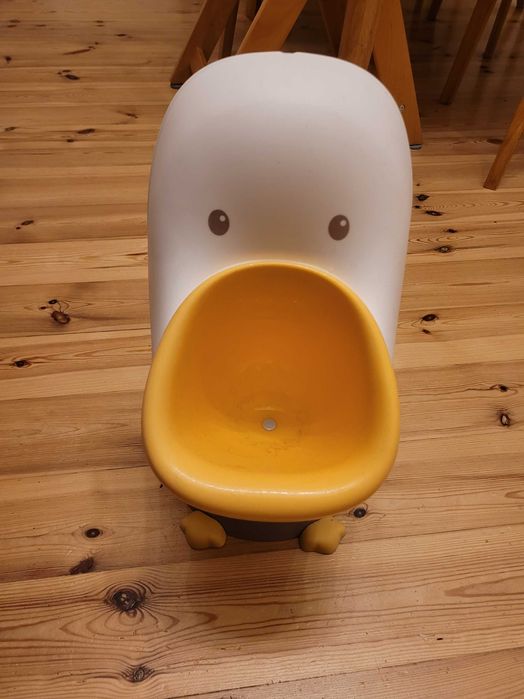 Pisuar kaczka dla dzieci