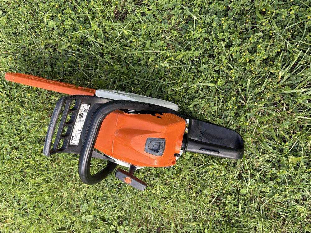 Sprzedam Piła pilarka spalinowa Stihl MS 211 moc 2.3 KM