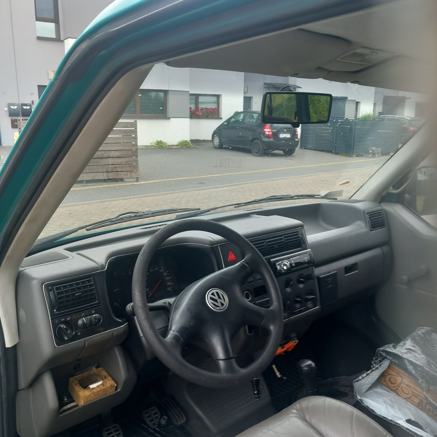 Volkswagen transporter T4 długi 9 osób