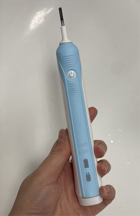 Електрична зубна щітка Oral-b Braun электрическая зубная щетка