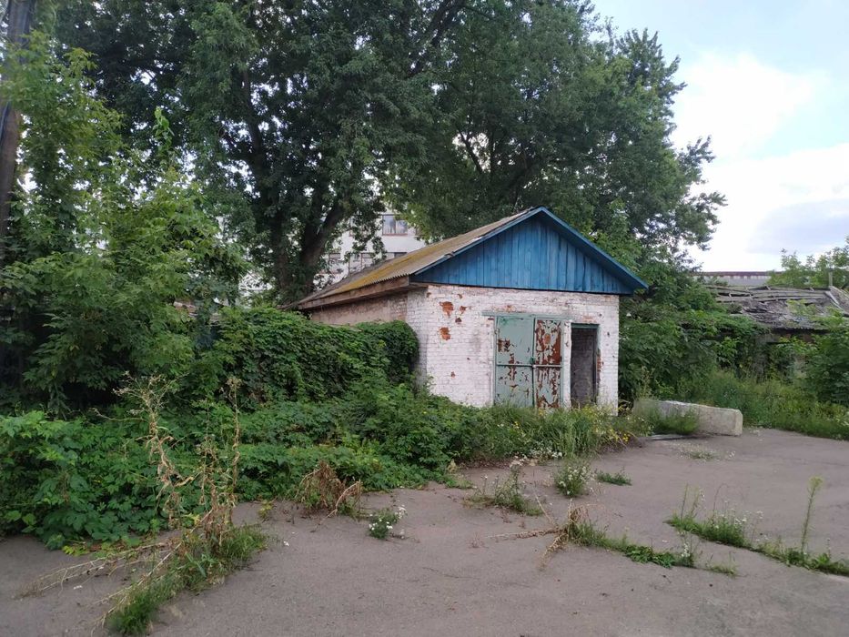 Продам виробничо-складську базу по вул.Степана Бендери 14А (Попова)