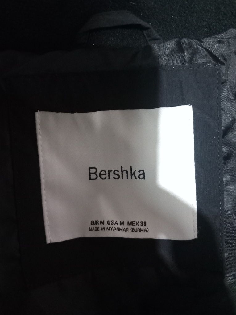 Colete bershka Tamanho M