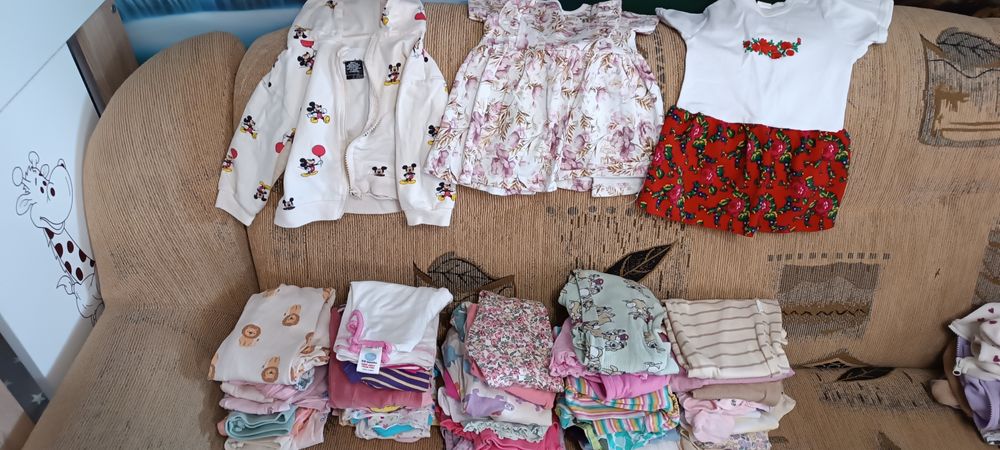 Ubranka niemowlęce dziewczynka- paczka-  74/80