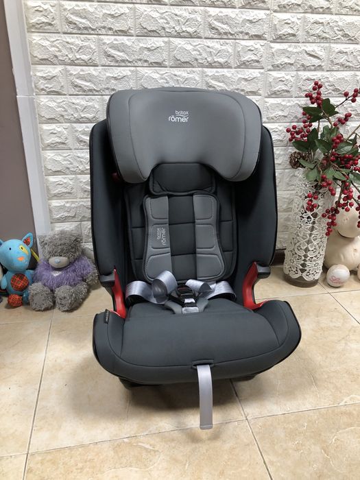 Автокрісло Britax Romer ADVANSAFIX IV R Група 1/2/3 (9-36кг) брітакс