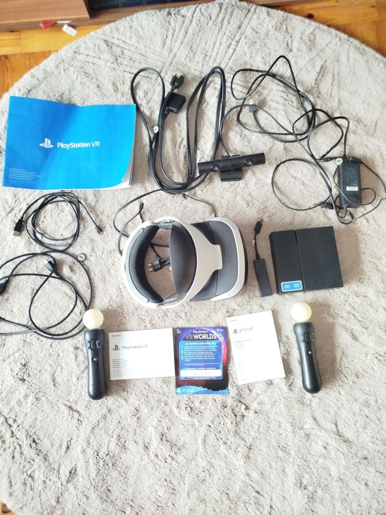 PlayStation VR + 2 Move + kamera + PS5 adapter + pudełko 

>