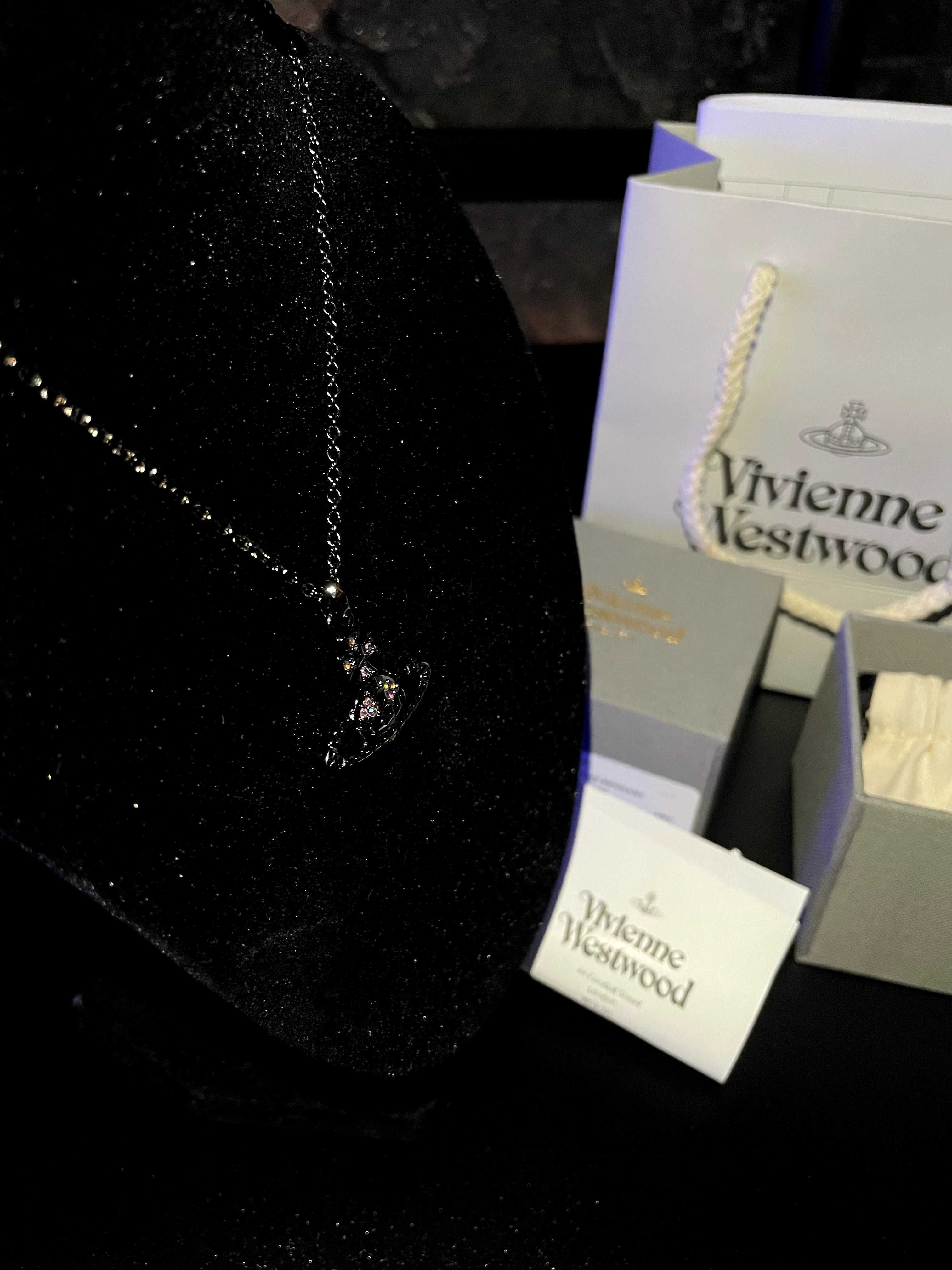 Є ЧЕК! Vivienne Westwood bas relief pendant Подвеска Ожерелье сережка