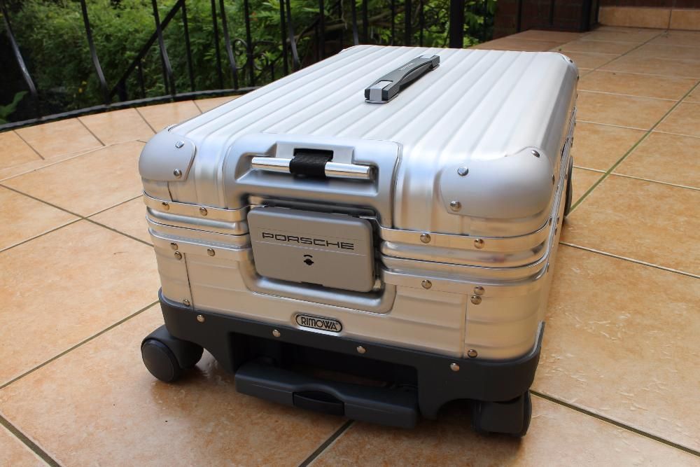 Rimowa - aluminowa walizka Porsche System PTS