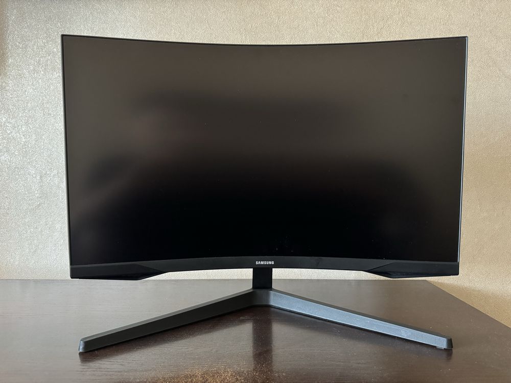 Samsung Odyssey G5 27” 144 Гц