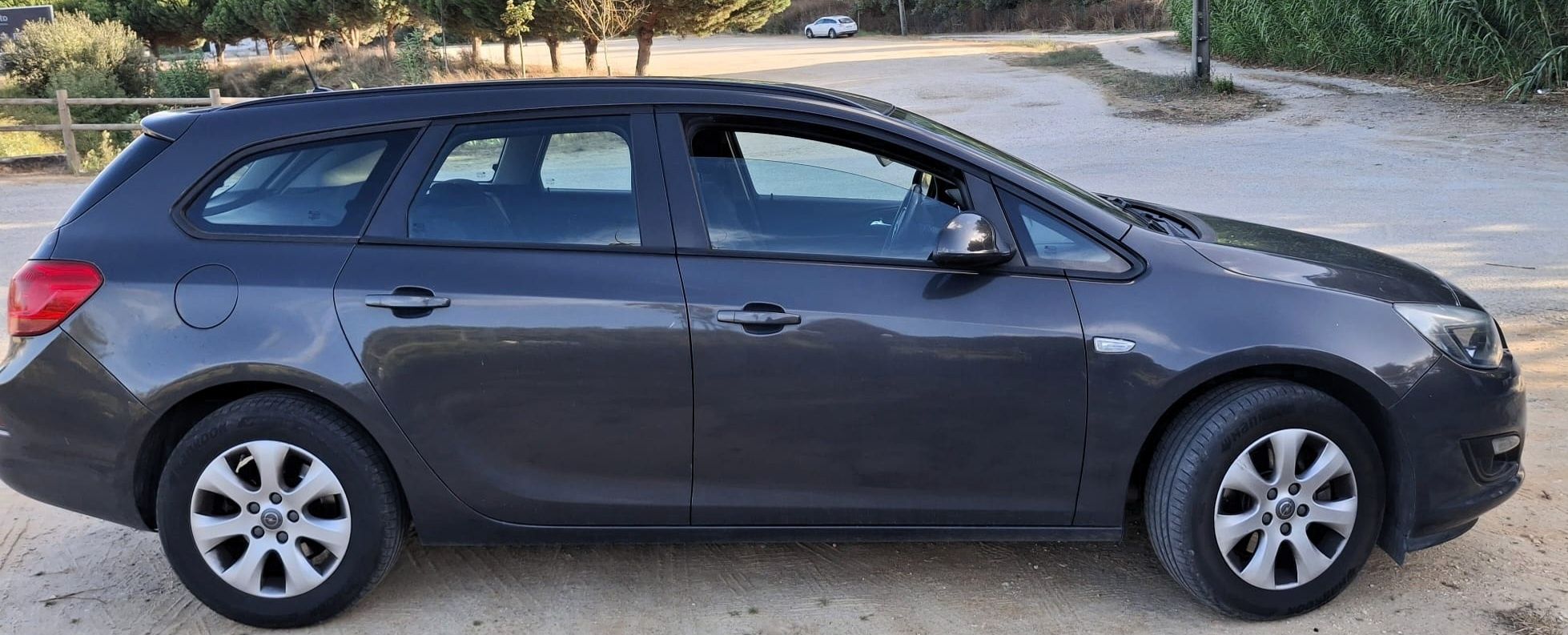 Opel astra 1.6cdti 127000kms