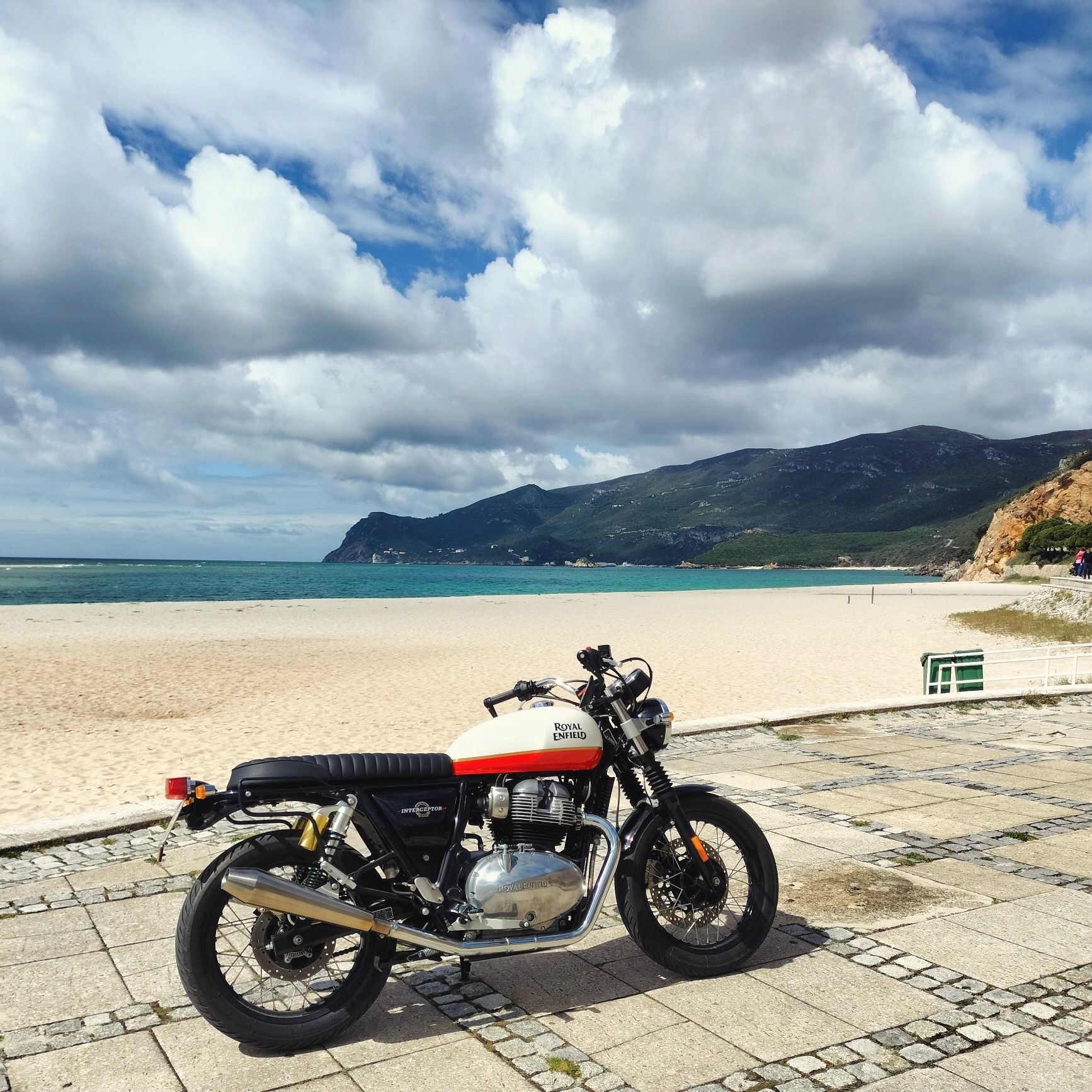 Interceptor  650
