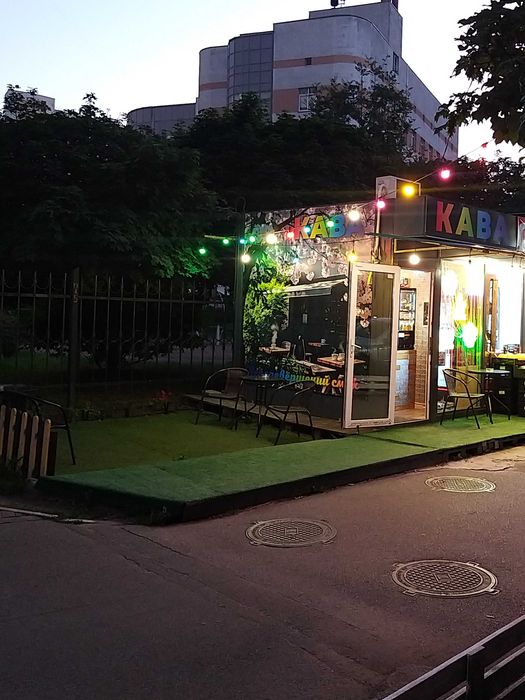 Кав'ярня, прохідне місце