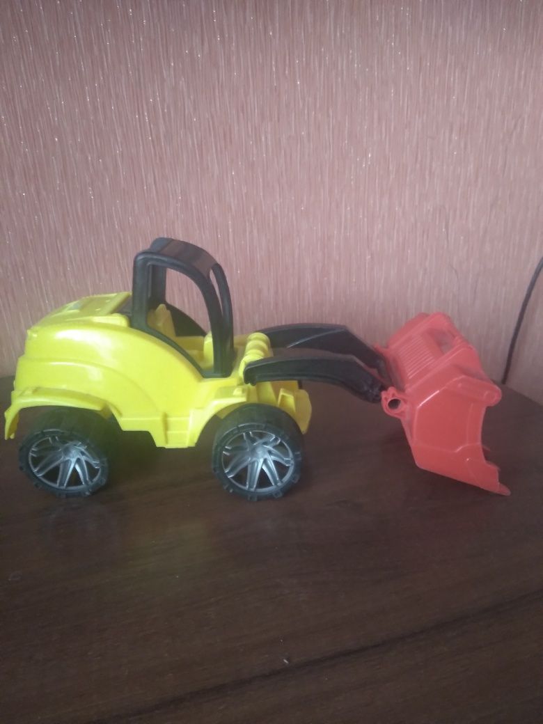Іграшковий транспорт