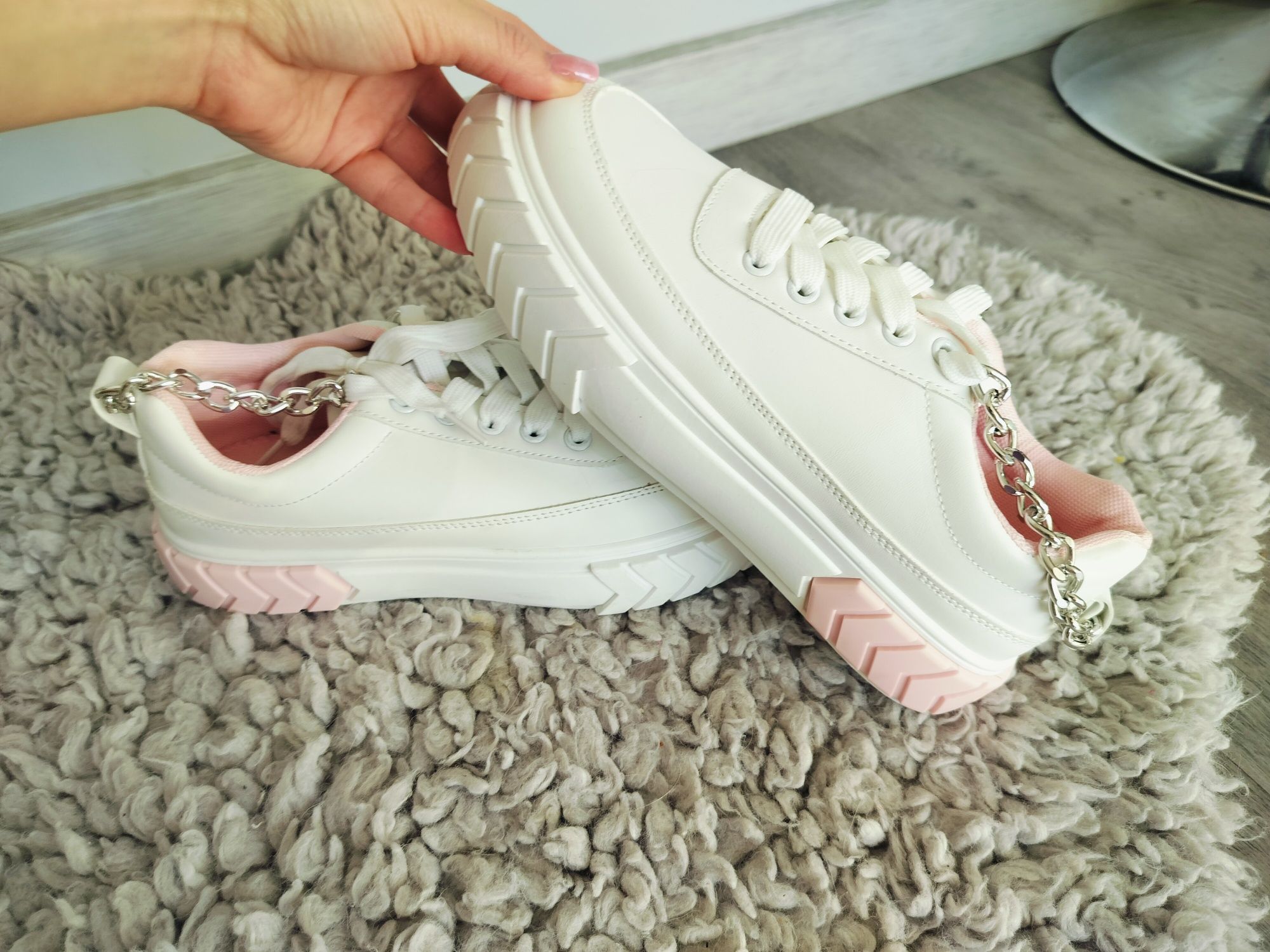 Nowe białe trampki buty 38 butik