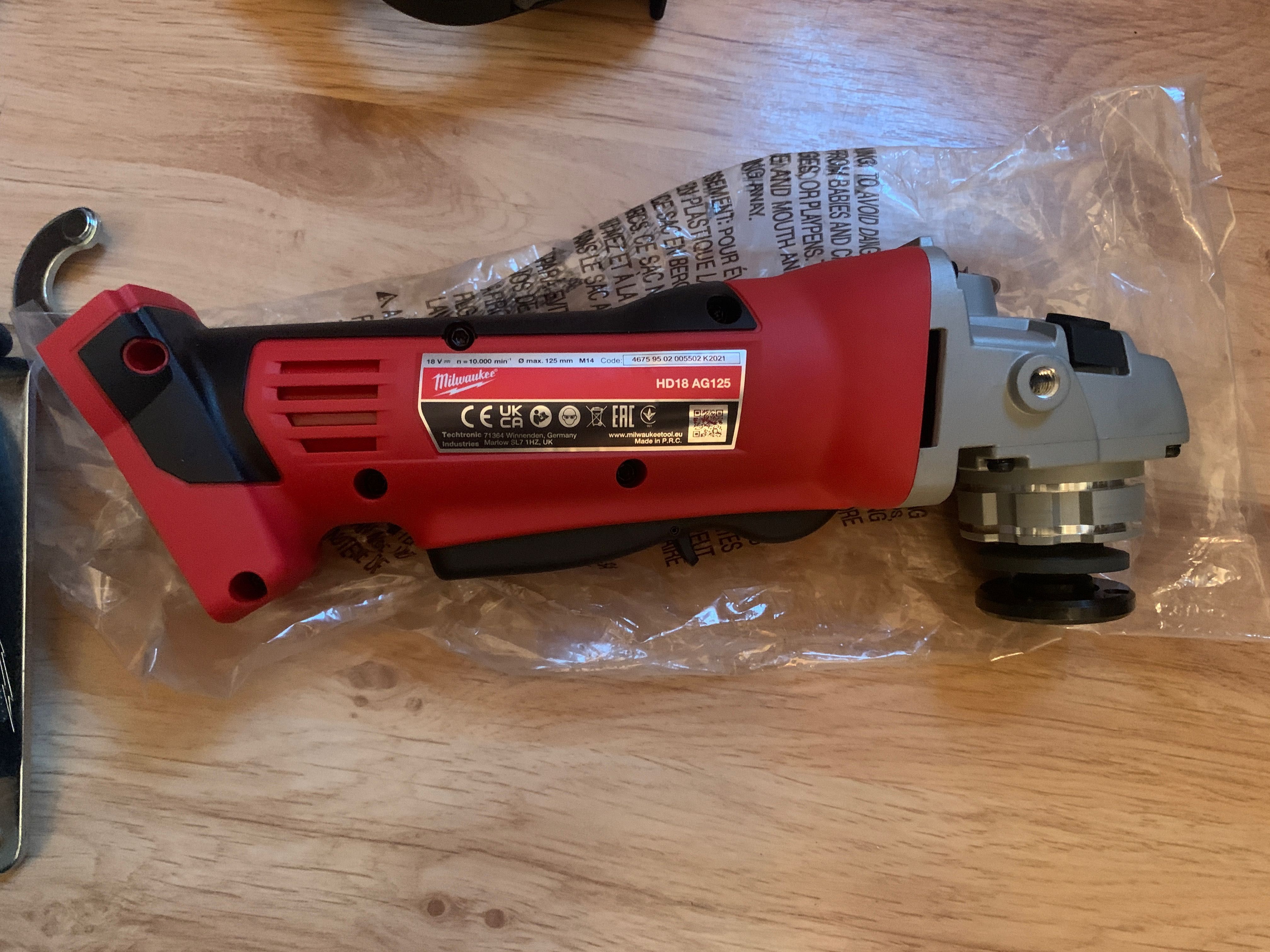 Szlifierka kątowa 125mm Milwaukee HD18 AG-125