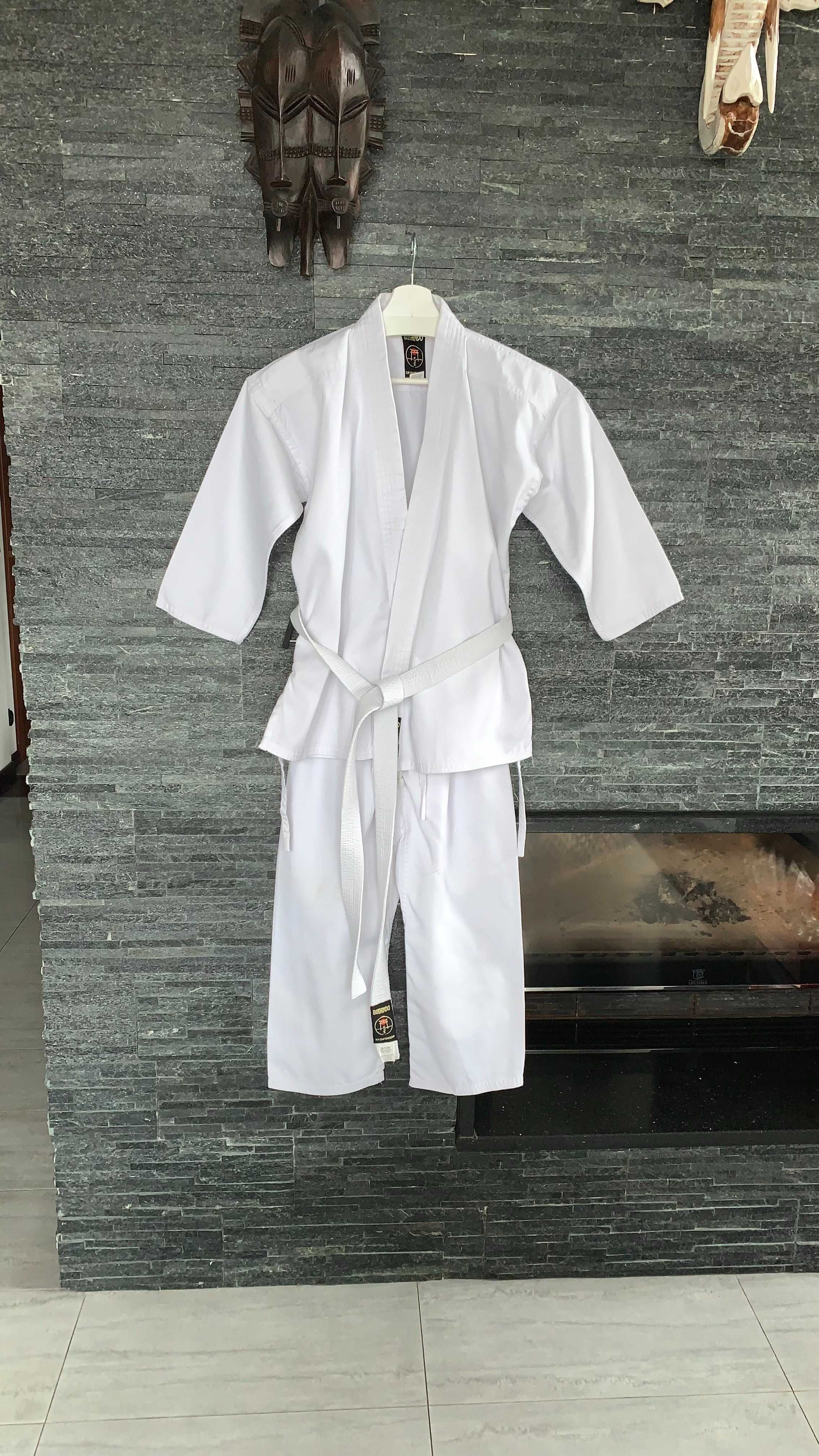 r. 130 cm / Bushindo kimono karate taekwondo komplet