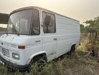 Mercedes 407d antiga
