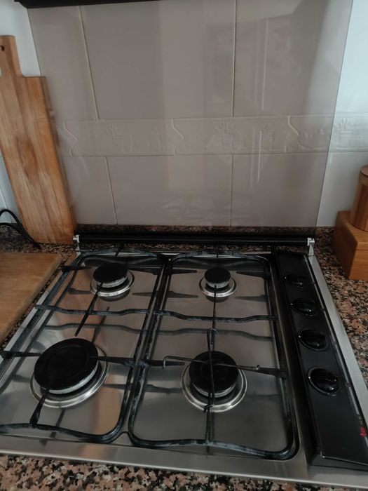 Oportunidade Placa, forno e exaustor Teka