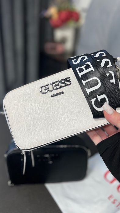 Сумка GUESS Lewistown останні в 2ох кольорах
