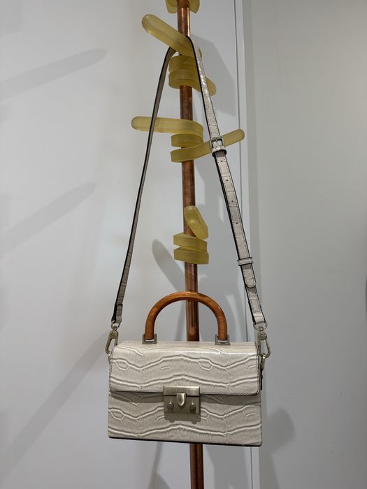 Carteira bege parfois