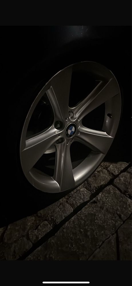 Troco jantes 19 style 128 por 18 do meu agrado ou 19 se gostar mesmo m