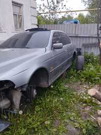 BMW 525 Е39 в розборці