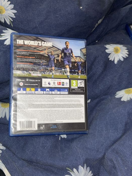 Sprzedam fife 23 na ps4 zero jakichkolwiek rysek  ufc 4 i gta5premium