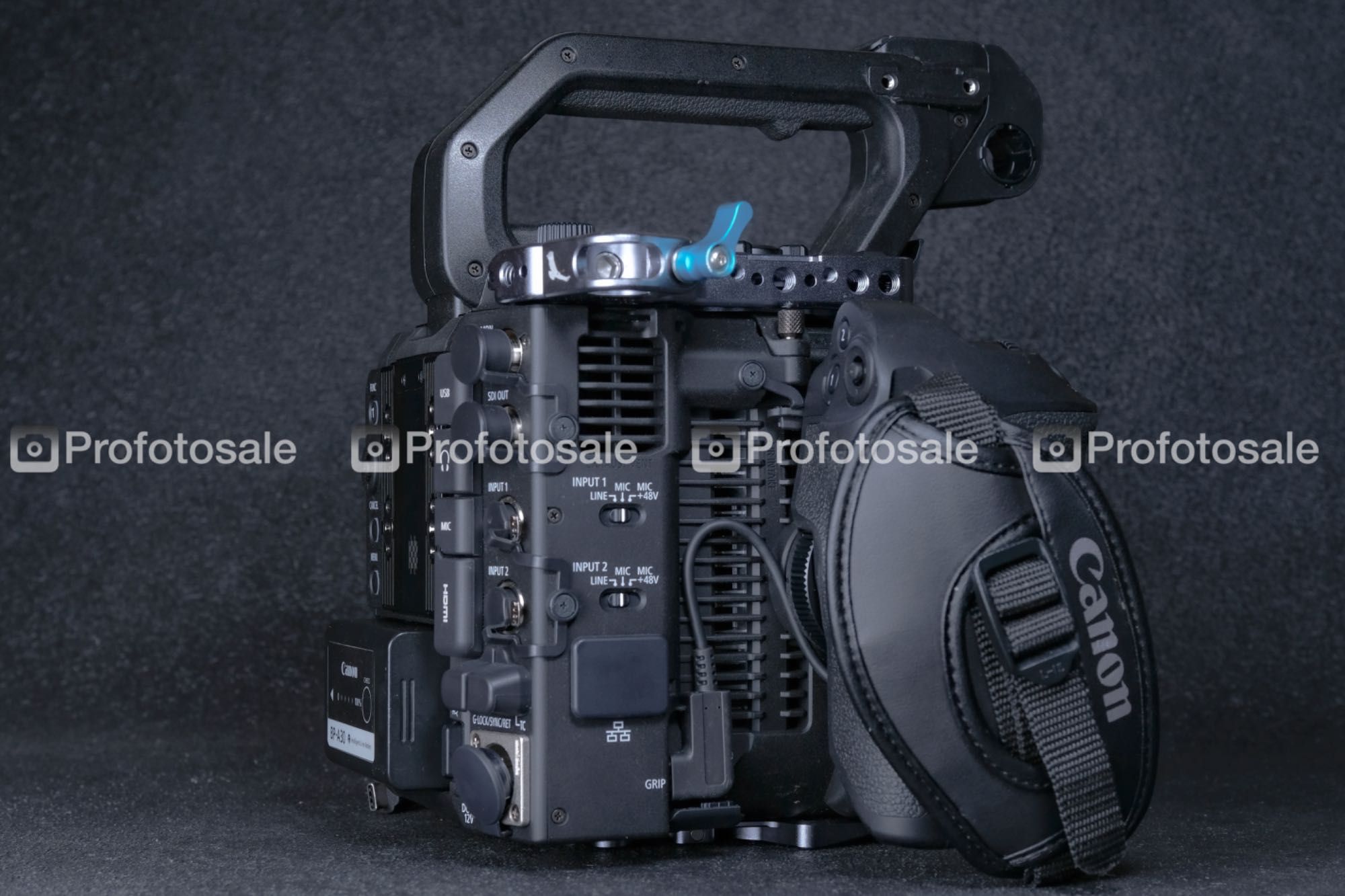 Відеокамера Canon EOS C400
