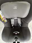 Fotelik z bazą Britax Romer Dualfix M i-Size  S Premium Line