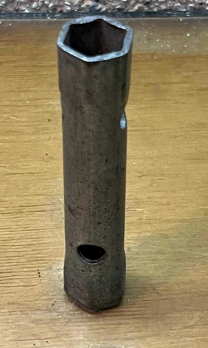 Chaves de Tubos Antigas Diferentes Tamanhos