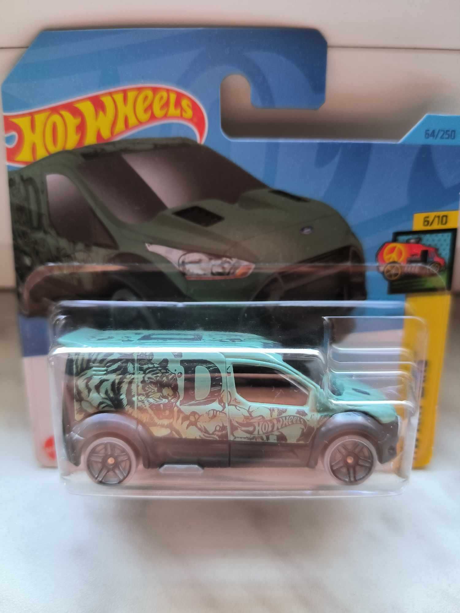 Hot Wheels Ford Transit Connect