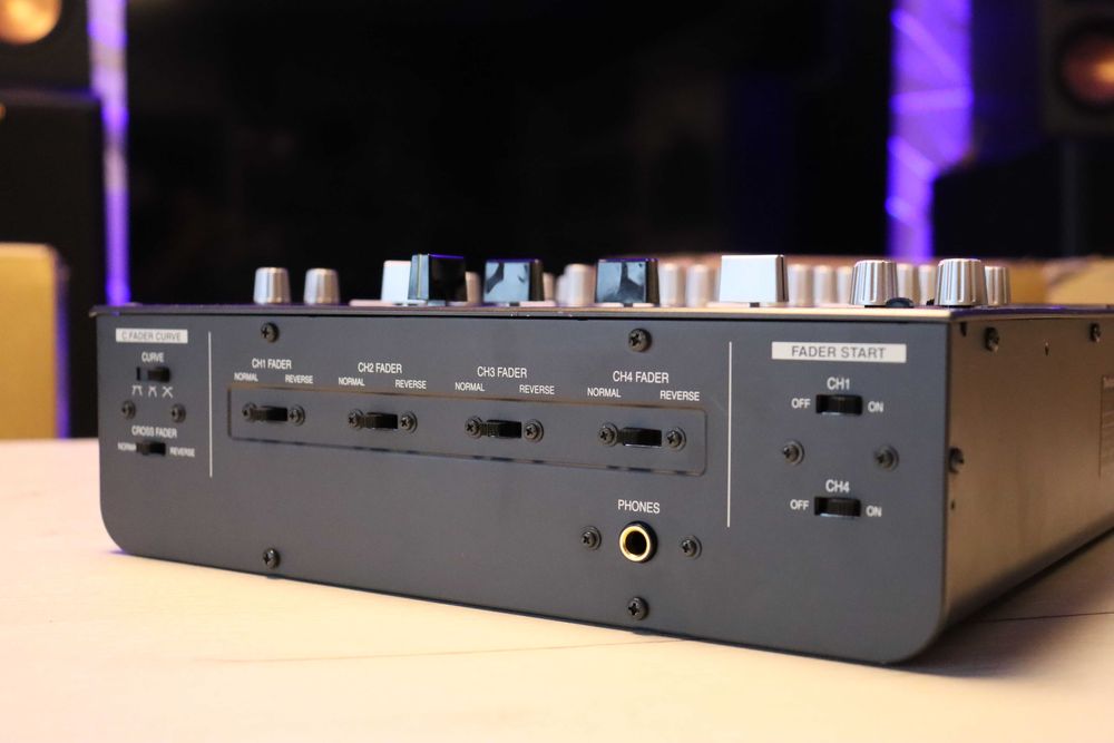 Technics SH-MZ1200 DJ MIXER // SL-1210MK2