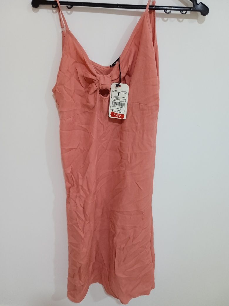 Vestido novo - cor de salmão