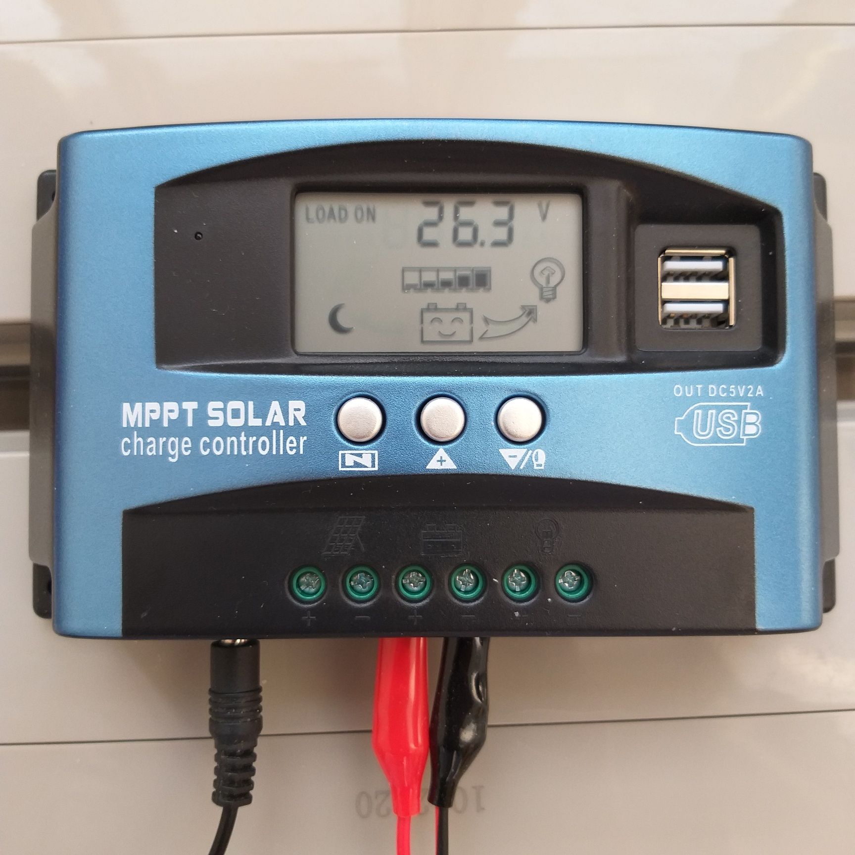 Контролер МРРТ SOLAP  12 - 24 V, 30 A, для сонячних панелей.