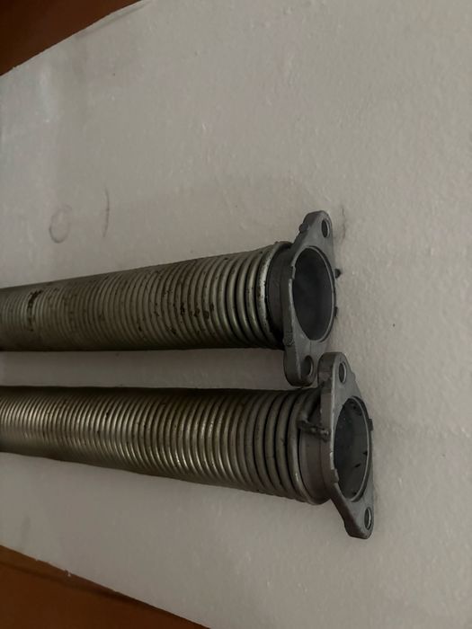 Molas de portão seccionado