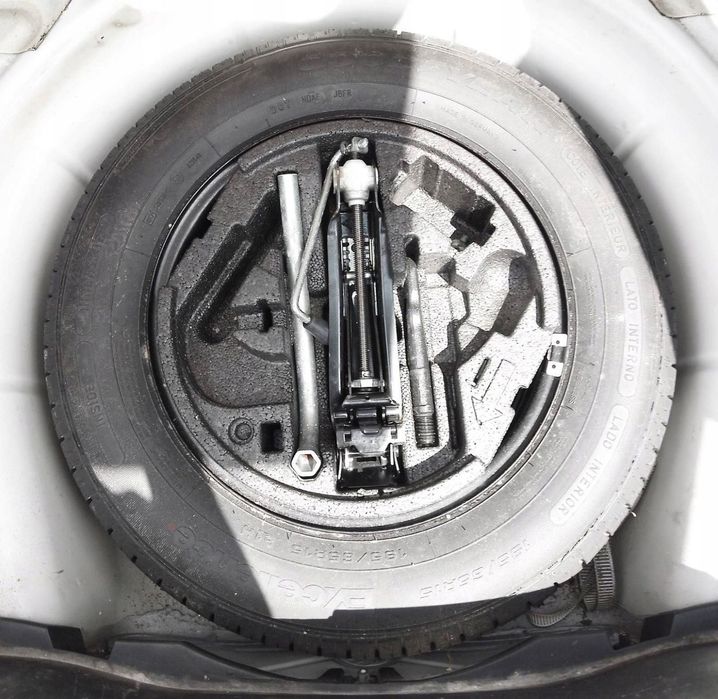 SKODA OCTAVIA II LIFT KOŁO DOJAZDOWE 16&quot; ZAPASOWE LEWAREK ZESTAW