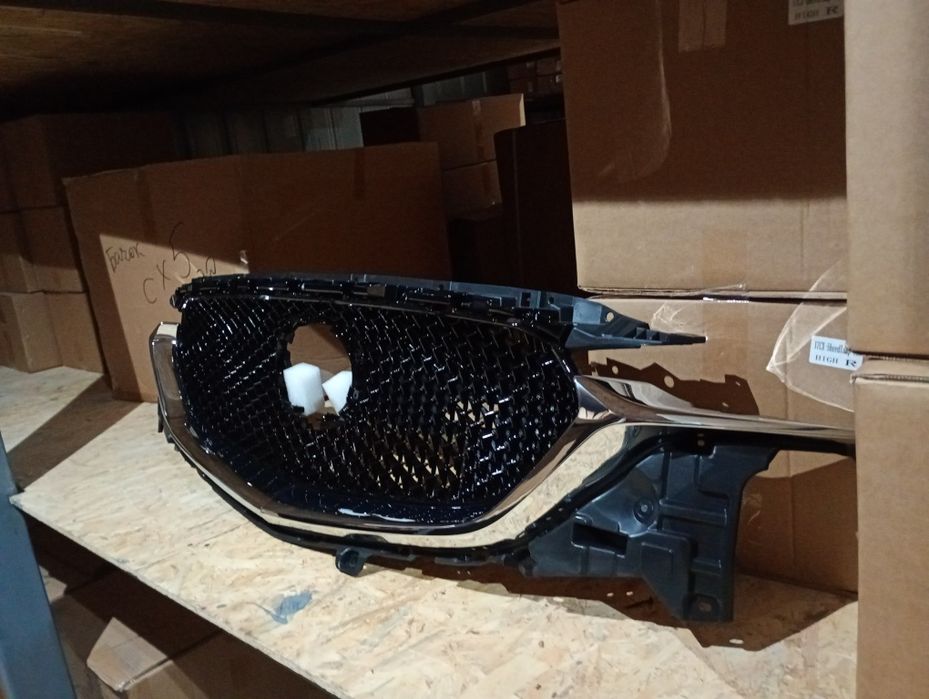 Решітка радіаторів,гриль, МАЗДА СХ-5 2017-2021