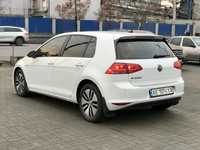 Volkswagen E-GOLF 2014