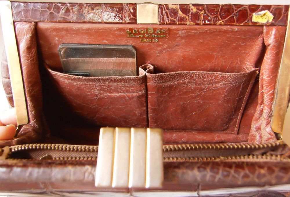 Moda Vintage: Carteira de senhora, clássica em pele genuína crocodilo