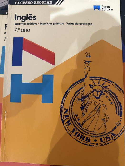 Livros, Sucesso Escolar, 7 ano, ingles e Frances, Porto Editora.