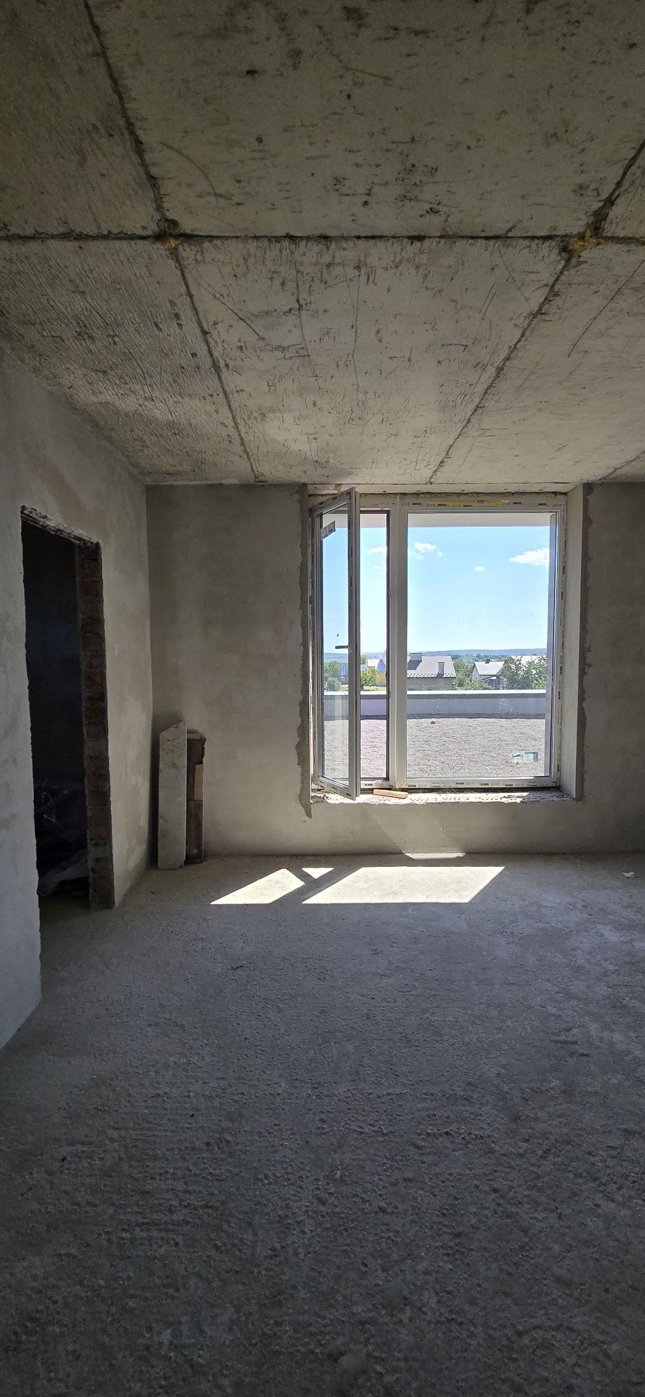 Продаж будинку у передмісті Львова. Село Підгірне.